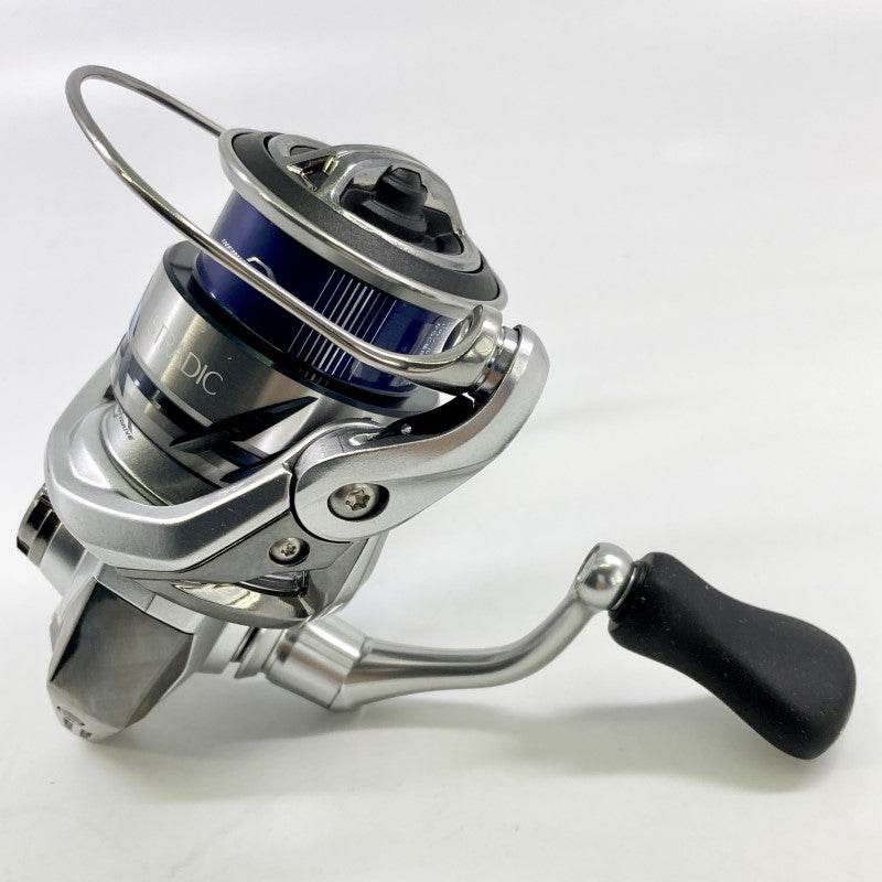 SHIMANO 23 STRADIC C2500S - Britannic Trade
