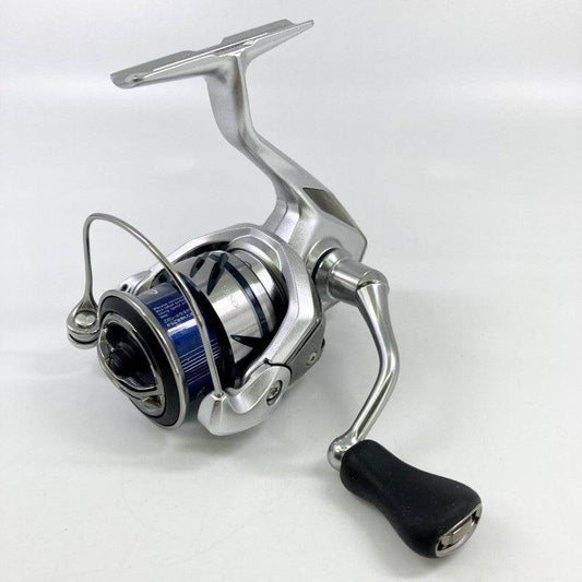 SHIMANO 23 STRADIC C2500SXG - Britannic Trade