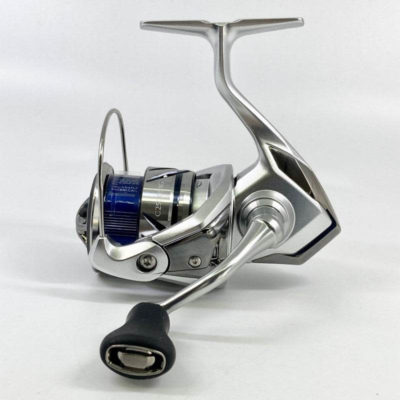 SHIMANO 23 STRADIC C2500SXG - Britannic Trade