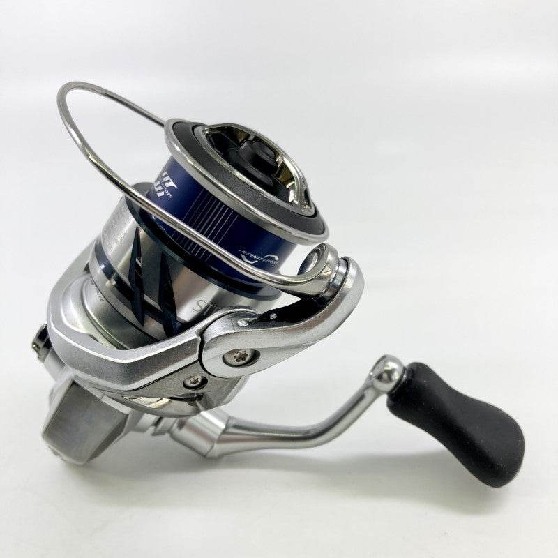 SHIMANO 23 STRADIC C2500SXG - Britannic Trade