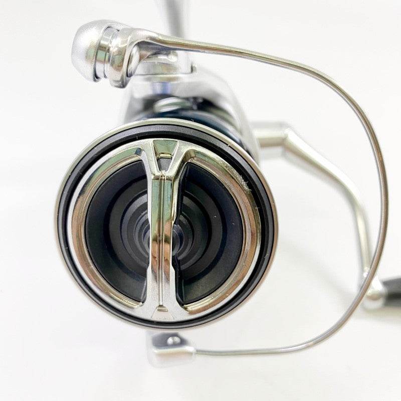 SHIMANO 23 STRADIC C3000 - Britannic Trade