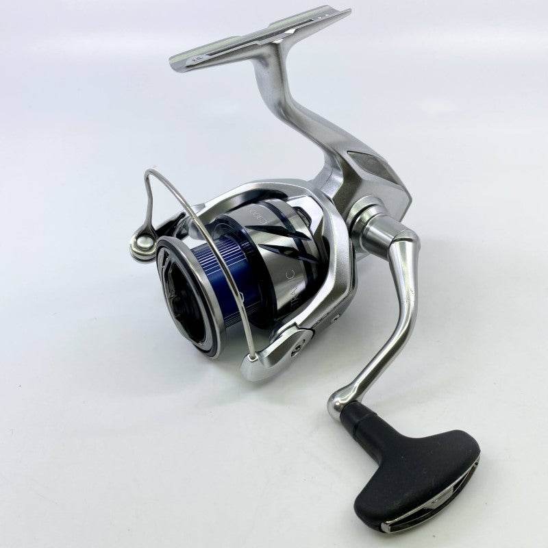 SHIMANO 23 STRADIC C3000HG - Britannic Trade