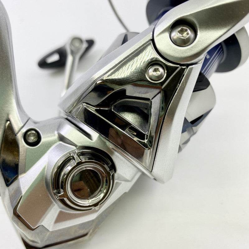 SHIMANO 23 STRADIC C3000HG - Britannic Trade