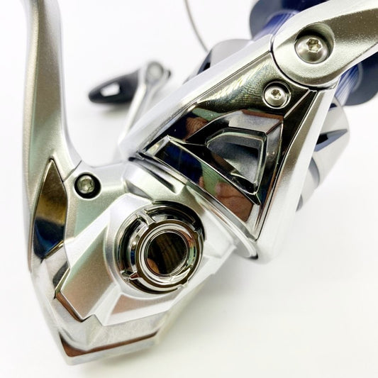 SHIMANO STRADIC 23 STRADIC C3000XG fishing reel — photo 2