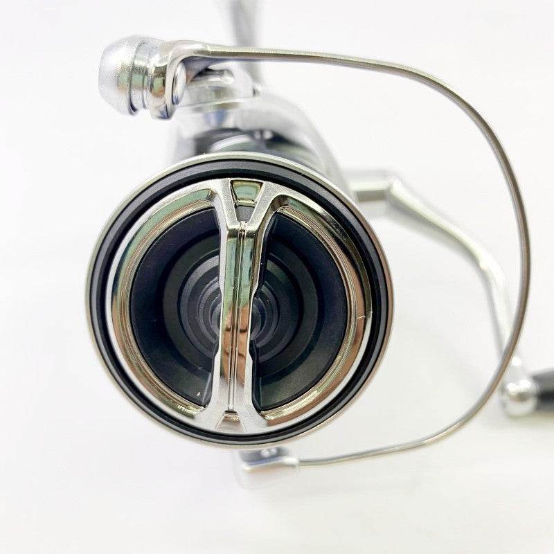 SHIMANO 23 STRADIC C3000XG - Britannic Trade