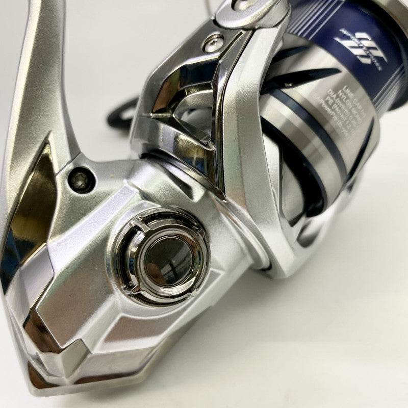 SHIMANO 23 STRADIC 3000MHG - Britannic Trade