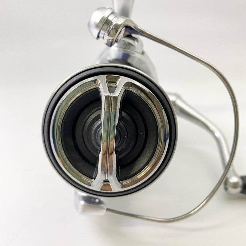 SHIMANO 23 STRADIC 3000MHG - Britannic Trade