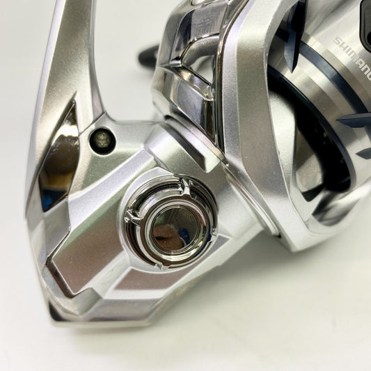 SHIMANO 23 STRADIC 4000MHG fishing reel — photo 2