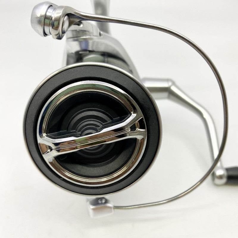 SHIMANO 23 STRADIC 4000XG - Britannic Trade
