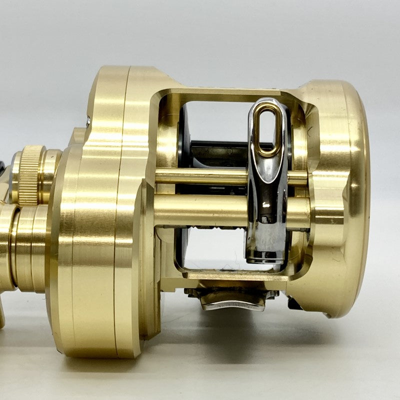 SHIMANO CALCUTTA CONQUEST MD 23 CALCUTTA CONQUEST MD 300XGLH SAĞ
