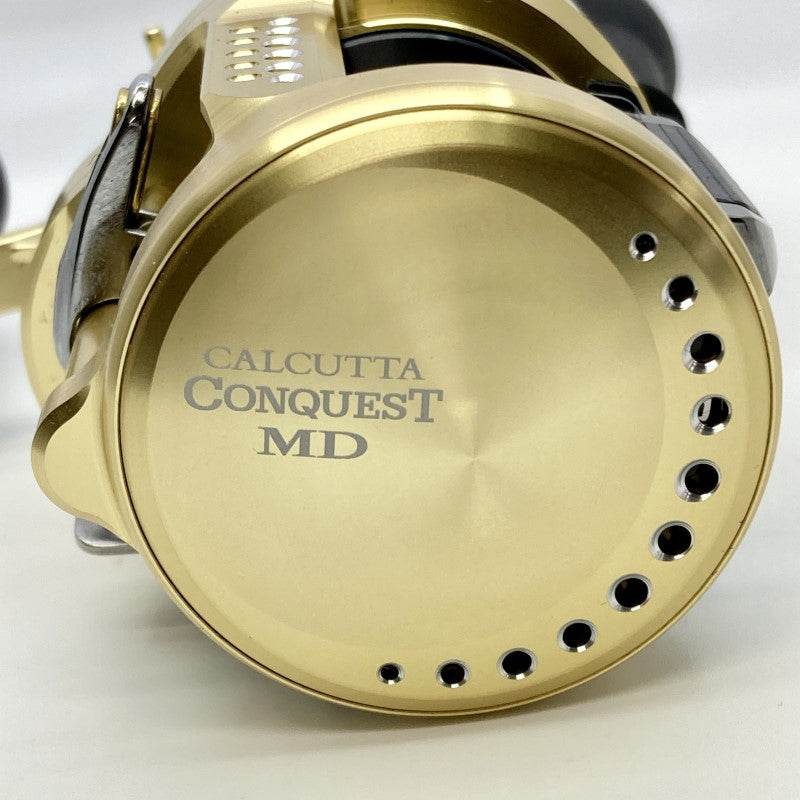 SHIMANO 23 CALCUTTA CONQUEST MD 400XGLH - Britannic Trade