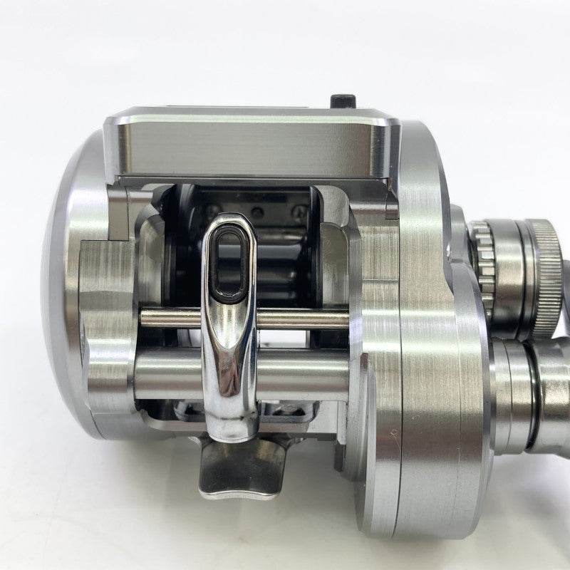 SHIMANO 24 OCEA CONQUEST CT 301HG - Britannic Trade