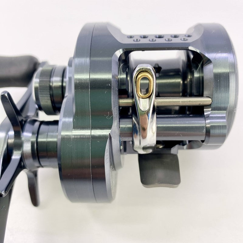 SHIMANO CALCUTTA CONQUEST Shallow Edition 24 CALCUTTA CONQUEST SE 30HG RIGHT