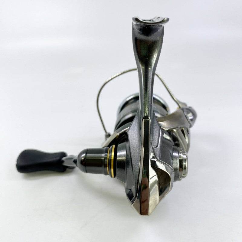 SHIMANO 24 TWINPOWER C2000S - Britannic Trade