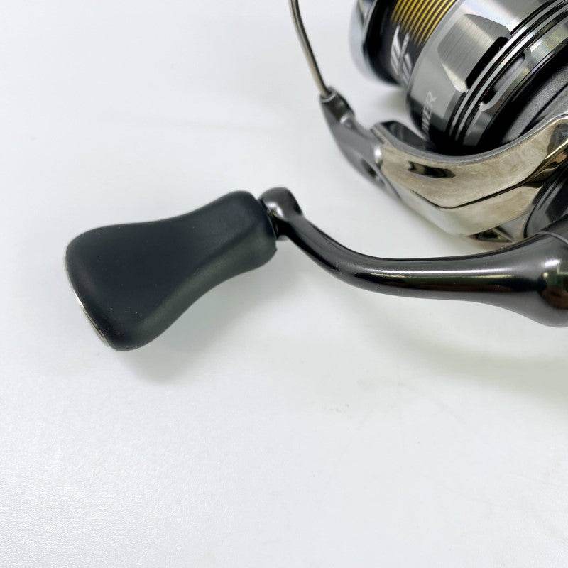 SHIMANO 24 TWINPOWER C2500SXG - Britannic Trade