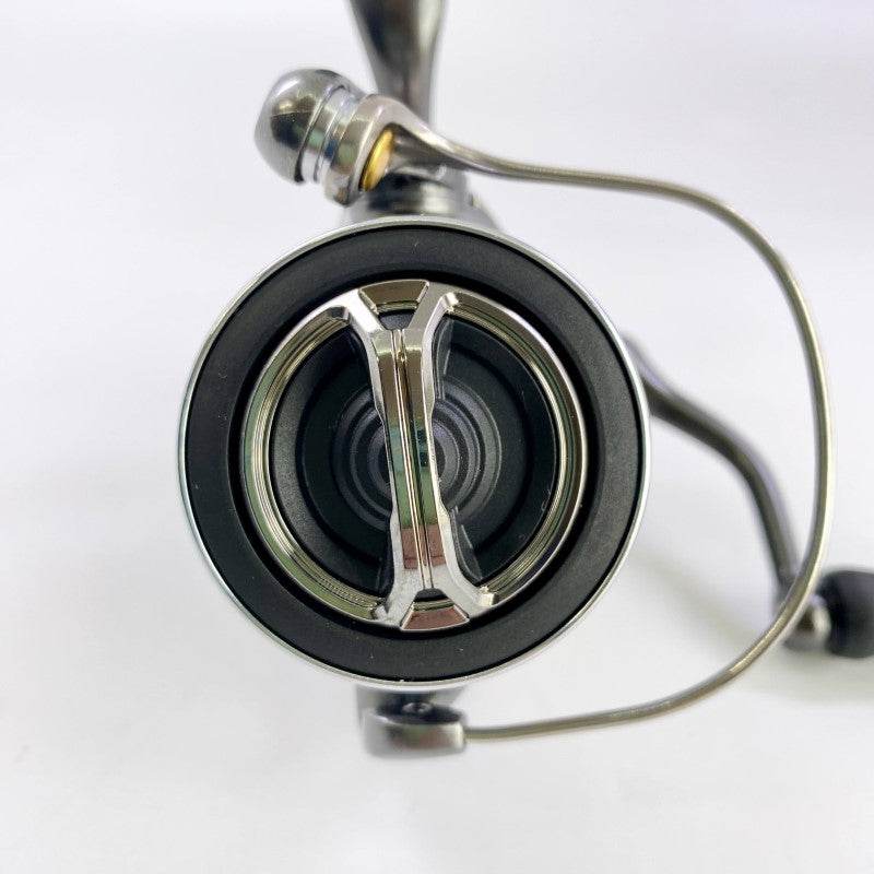 SHIMANO 24 TWINPOWER C2500SXG - Britannic Trade