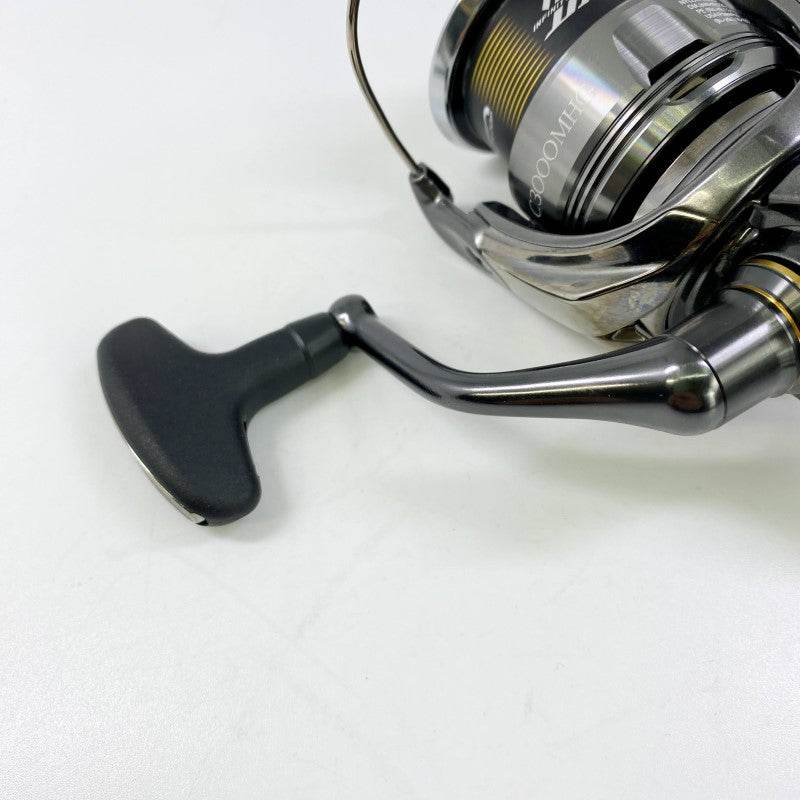 SHIMANO 24 TWINPOWER C3000MHG - Britannic Trade