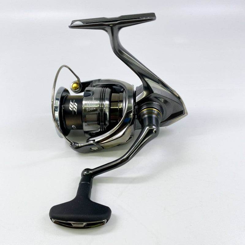 SHIMANO 24 TWINPOWER C3000XG - Britannic Trade