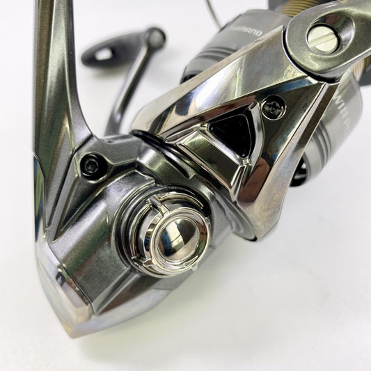 SHIMANO TWINPOWER 24 TWINPOWER C3000XG fishing reel — photo 2