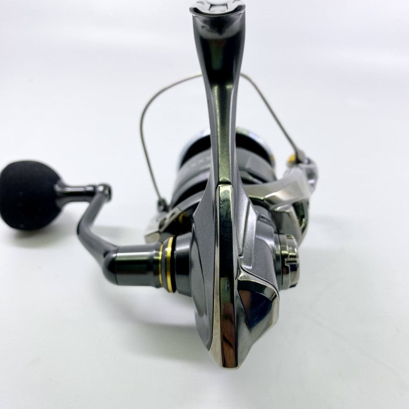 SHIMANO 24 TWINPOWER 4000PG fishing reel — photo 3