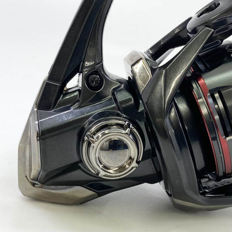 SHIMANO 24 VANFORD C2000S - Britannic Trade
