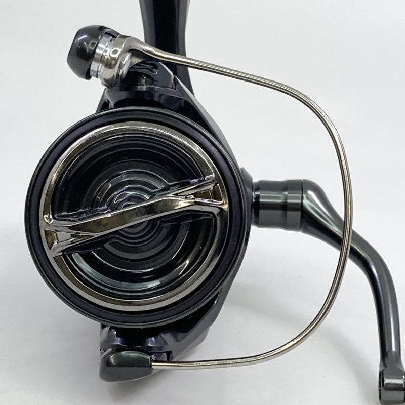 SHIMANO 24 VANFORD 3000MHG - Britannic Trade