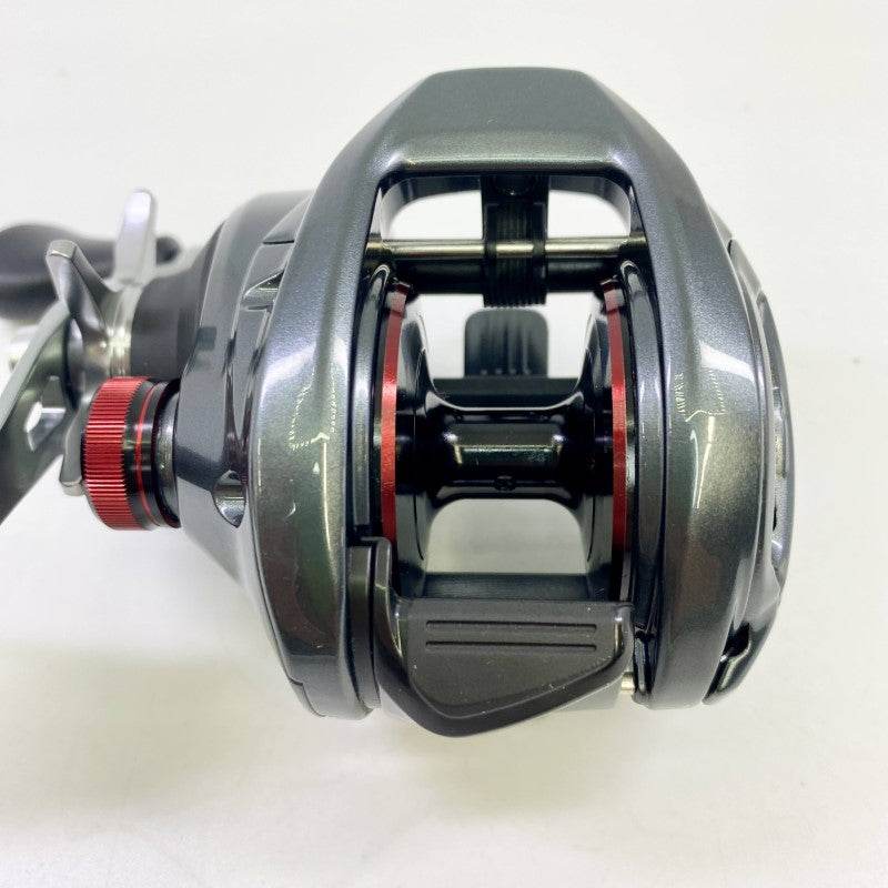 SHIMANO 24 SCORPION MD 301XG - Britannic Trade
