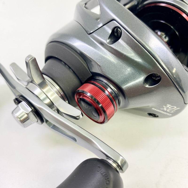 SHIMANO 24 SCORPION MD 301XG - Britannic Trade