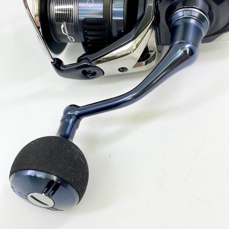 SHIMANO 25 TWINPOWER XD C5000XG - Britannic Trade