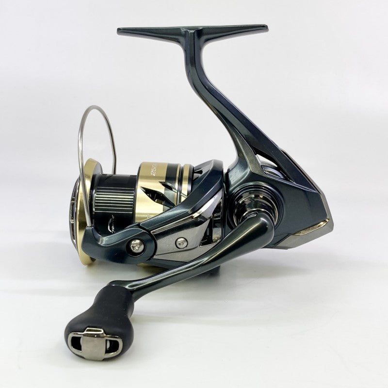 SHIMANO 25 ULTEGRA 2500 fishing reel