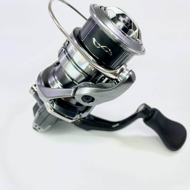 SHIMANO 25 COMPLEX XR C2500 F4 - Britannic Trade