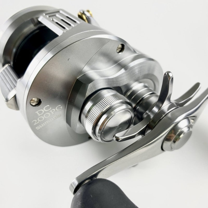 SHIMANO 26 CALCUTTA CONQUEST DC 200PG RIGHT