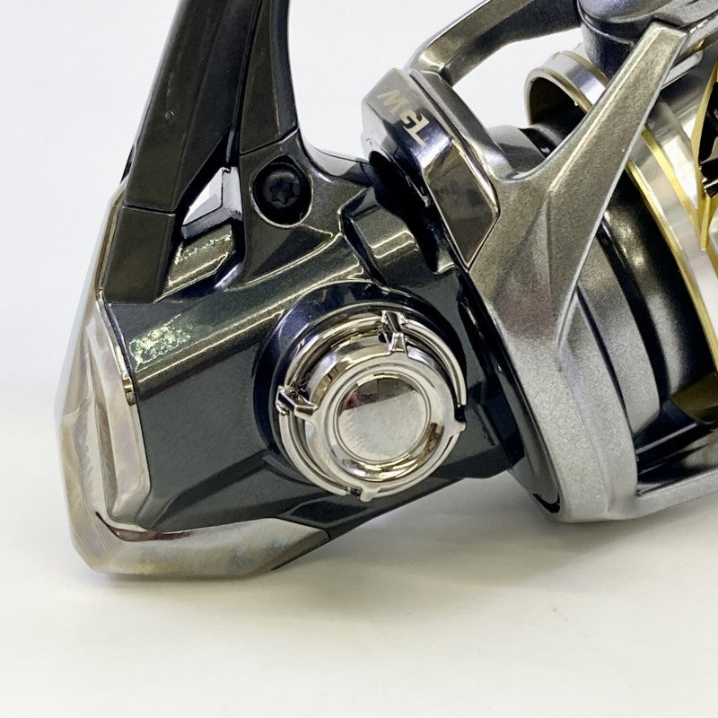 SHIMANO 25 SOARE XR C2000SSPG fishing reel — photo 2