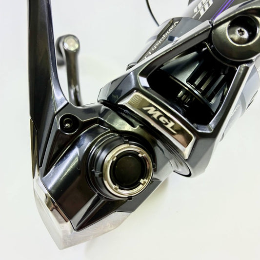 SHIMANO 26 VANQUISH CE 2500S fishing reel — photo 2
