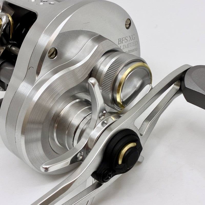 SHIMANO 26 CALCUTTA CONQUEST BFS LTD XG LEFT fishing reel — photo 3