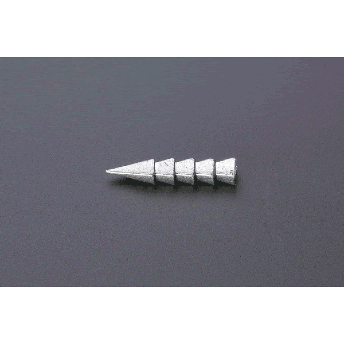 DECOY DECOY SINKER TYPE NAIL 0.6g DS-10 (10 pcs/pack) SILVER - Britannic Trade