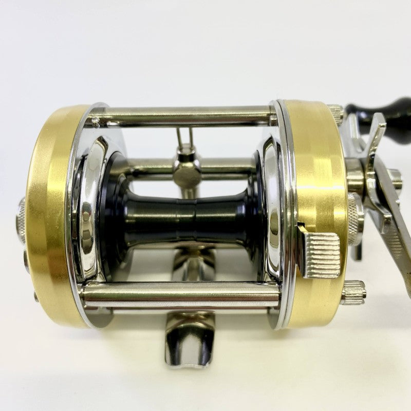 Abu Garcia Ambassadeur 6000 Ambassadeur 6500CS Rocket Champagne Right Hand fishing reel