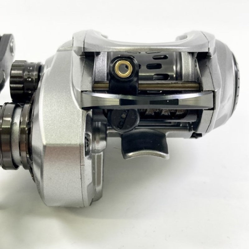 Abu Garcia ZENON LTX ZENON LTX Sağ El