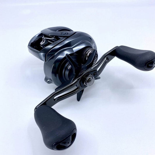 DAIWA 20 TATULA TW 300XHL - Britannic Trade