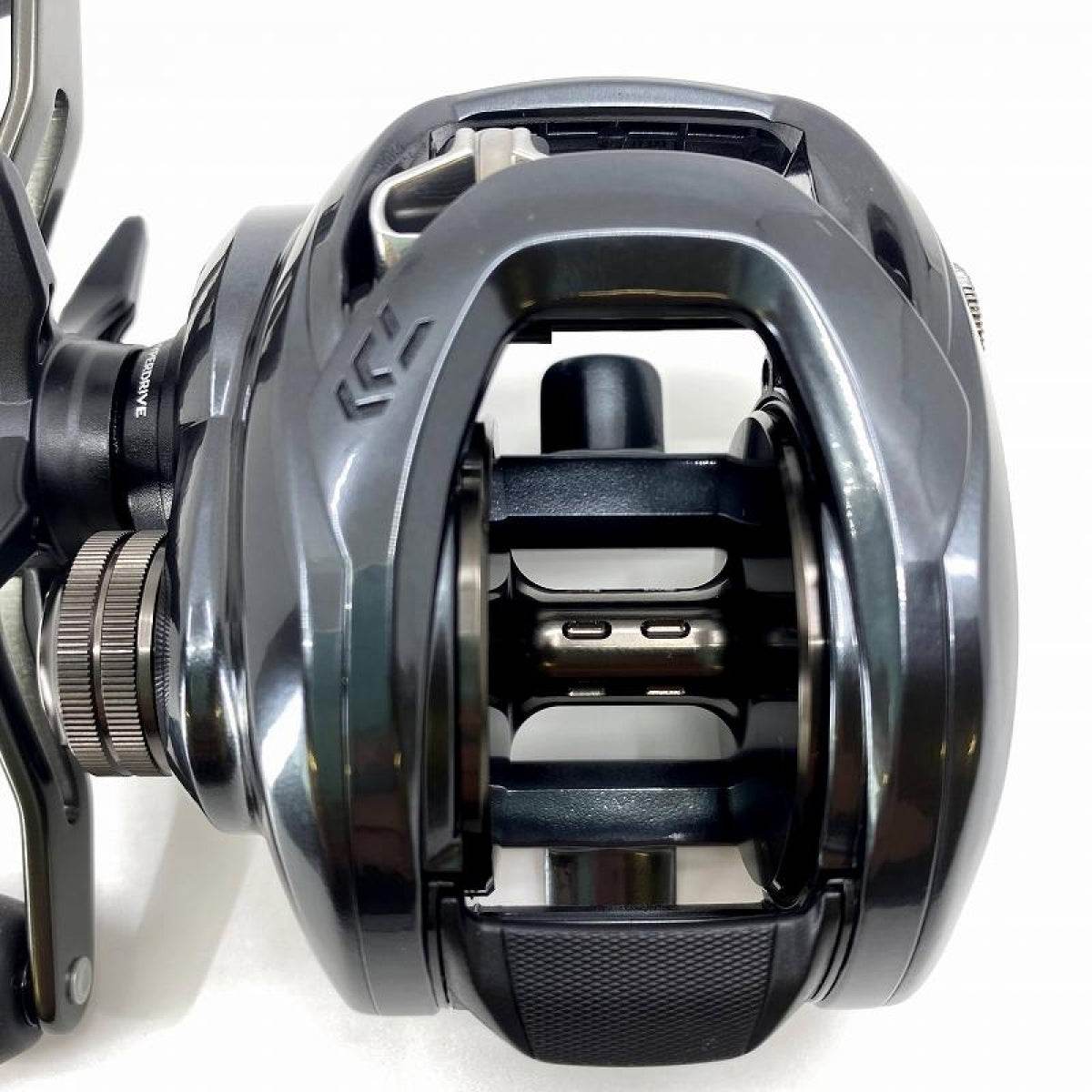 DAIWA 20 TATULA TW 300XHL - Britannic Trade