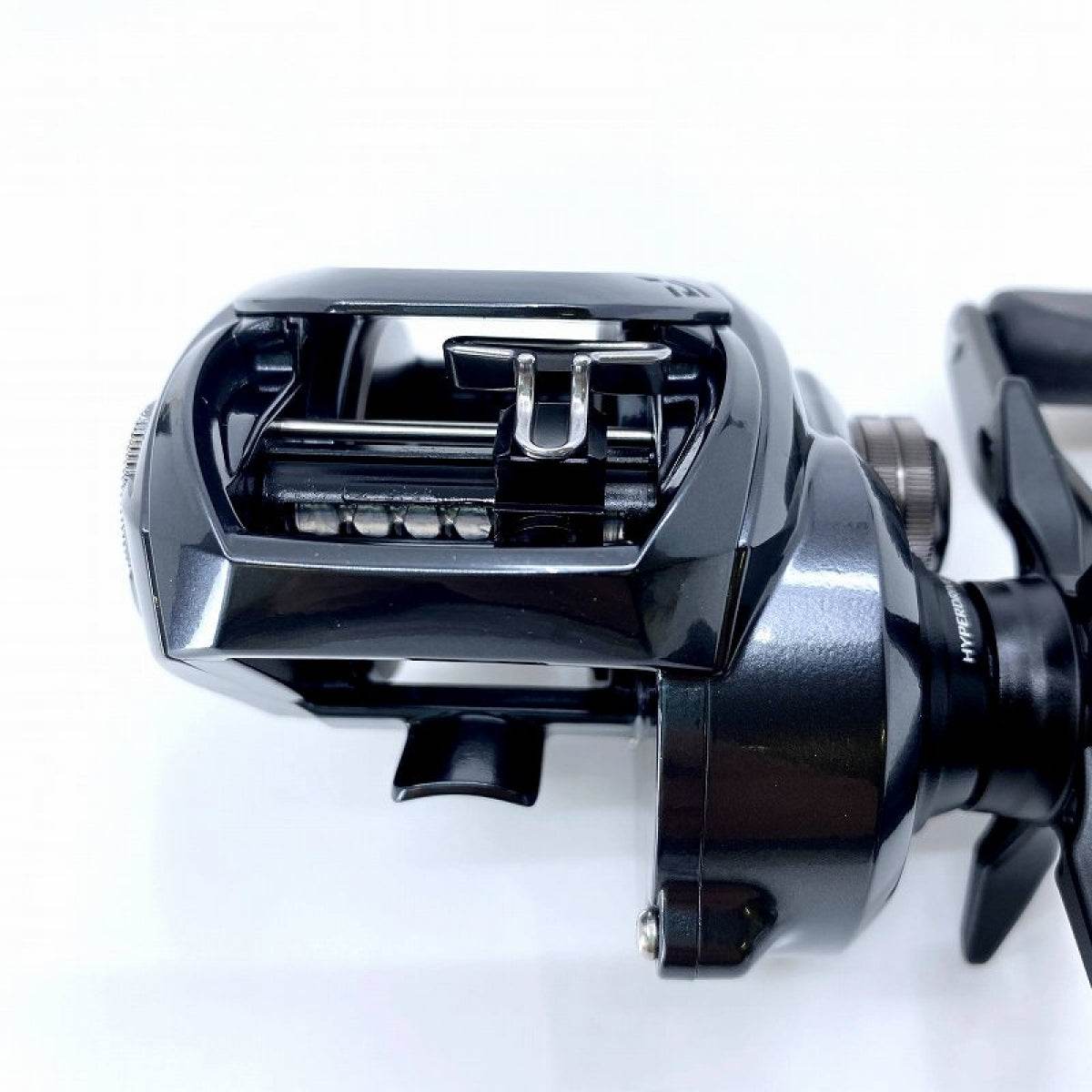 DAIWA 20 TATULA TW 300XHL - Britannic Trade