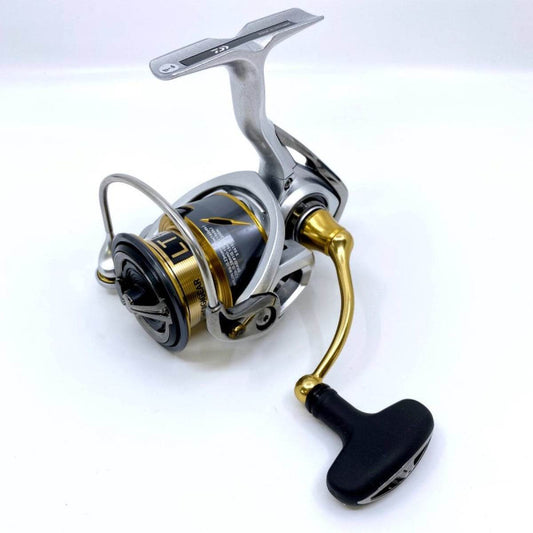 DAIWA 21 FREAMS LT 3000-C - Britannic Trade