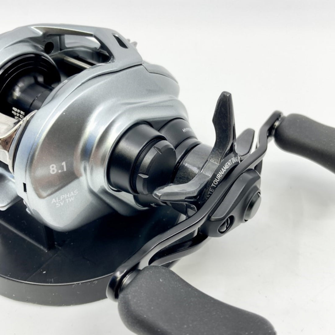 DAIWA 20 ALPHAS SV TW 800XH RIGHT fishing reel — photo 3