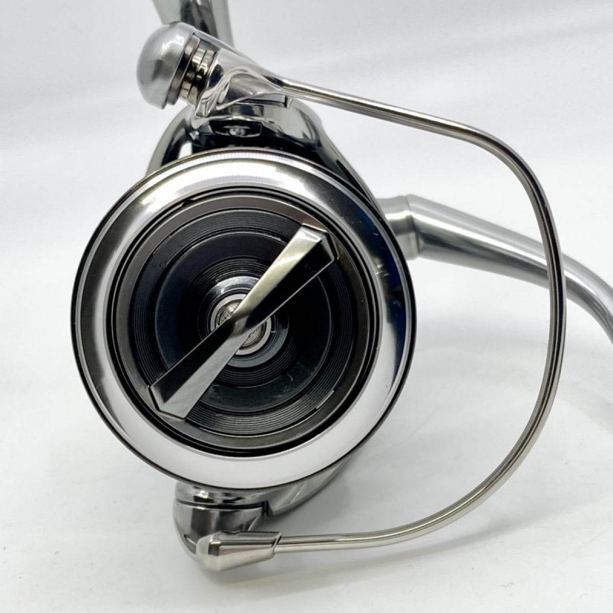 DAIWA 22 EXIST PC LT 3000-XH - Britannic Trade