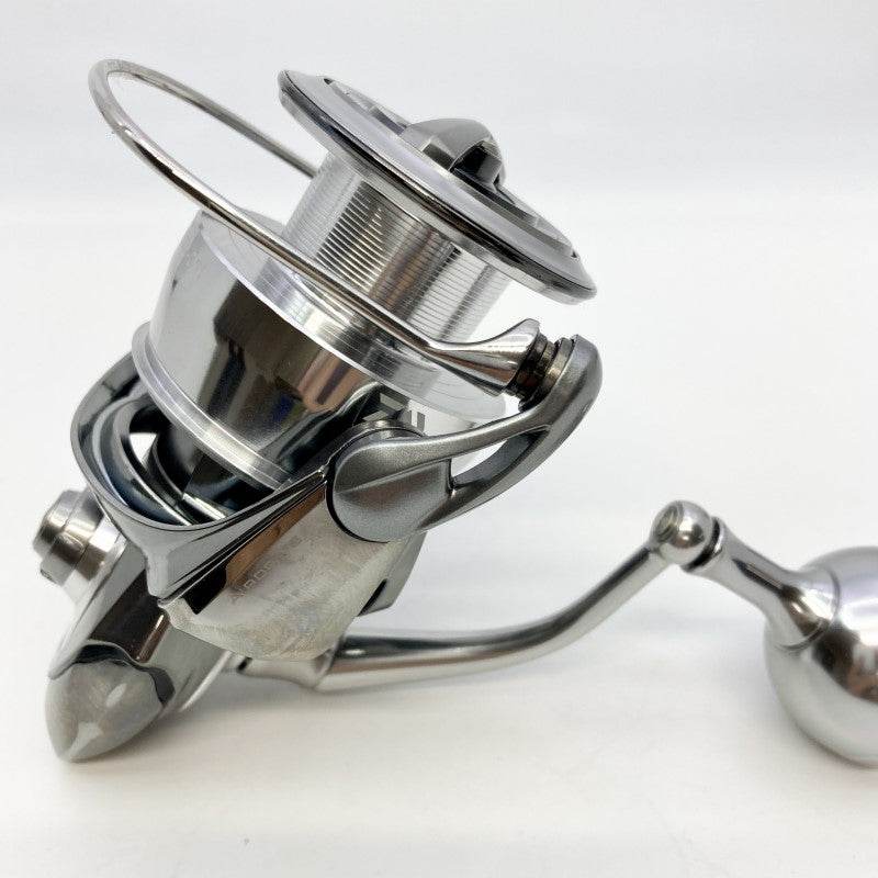 DAIWA 22 EXIST LT 5000-CXH - Britannic Trade