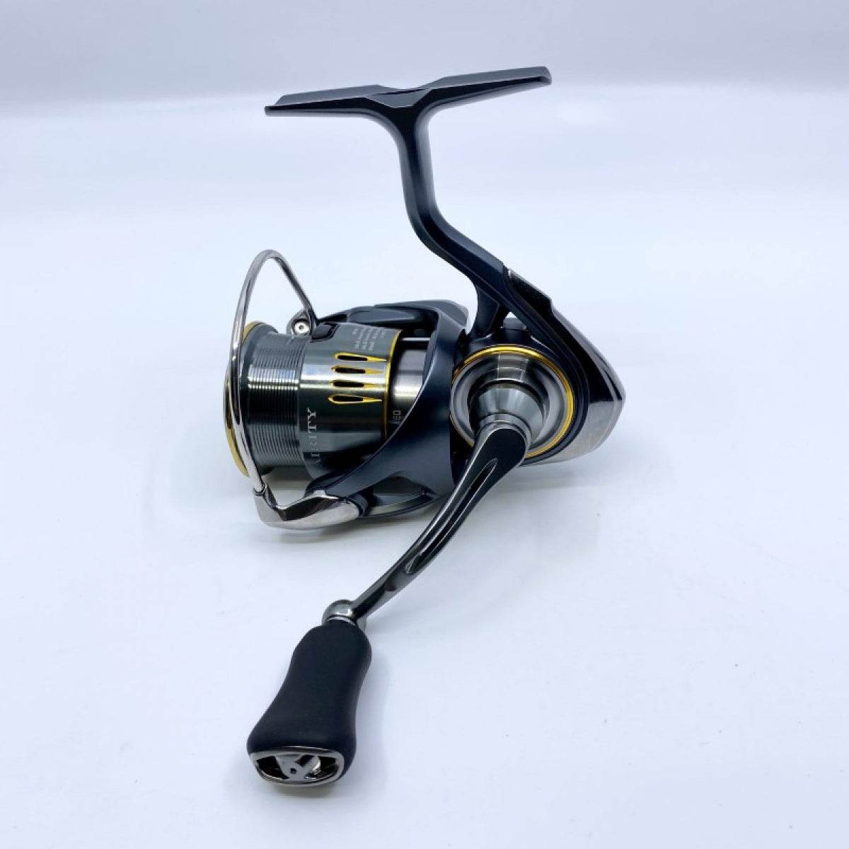 DAIWA 23 AIRITY LT2000S-H - Britannic Trade