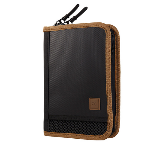 DAIWA MESH WALLET (A) L : 4 x 17 x 23cm COYOTE