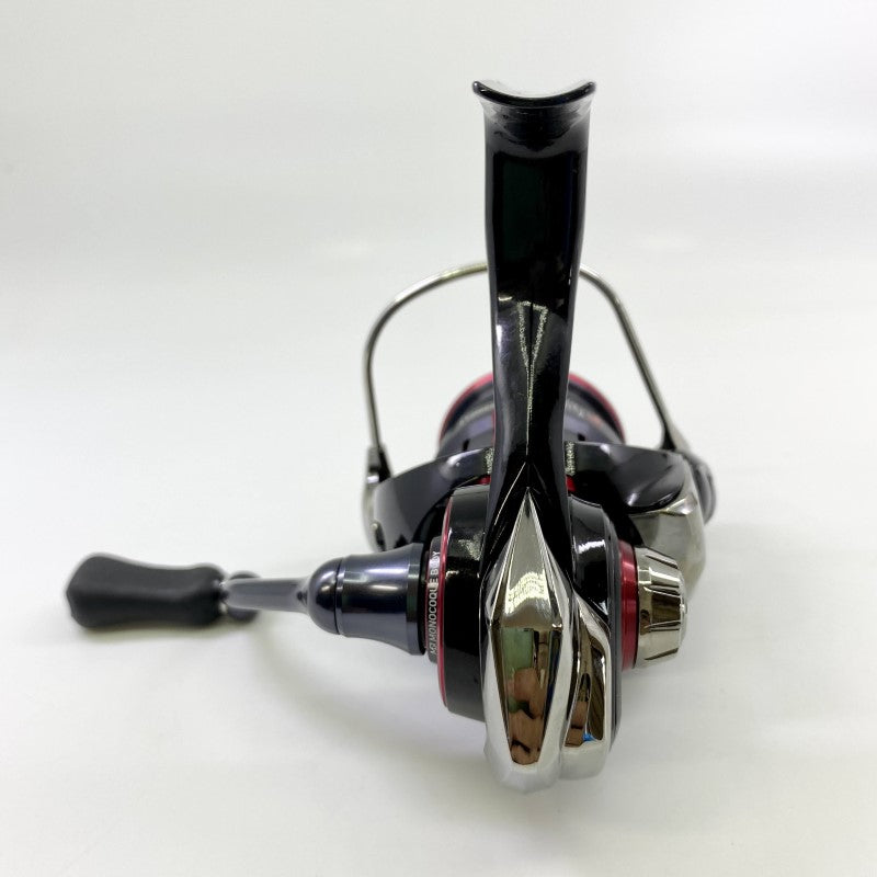 DAIWA 23 Gekka Bijin LT 2000S fishing reel — photo 3