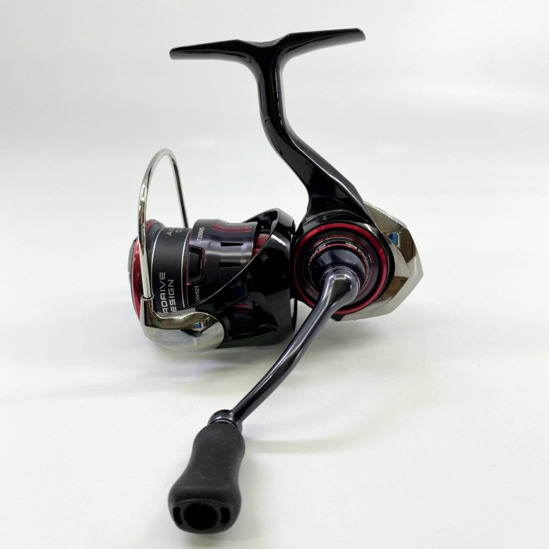 DAIWA 23 Gekka Bijin LT 2000S fishing reel