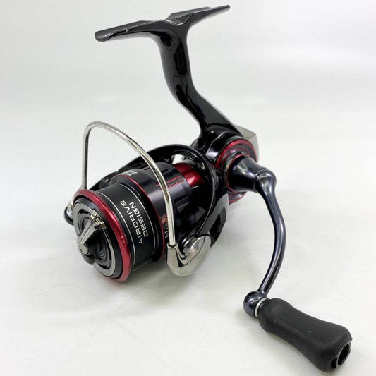 DAIWA 23 Gekka Bijin LT 2000S-H - Britannic Trade